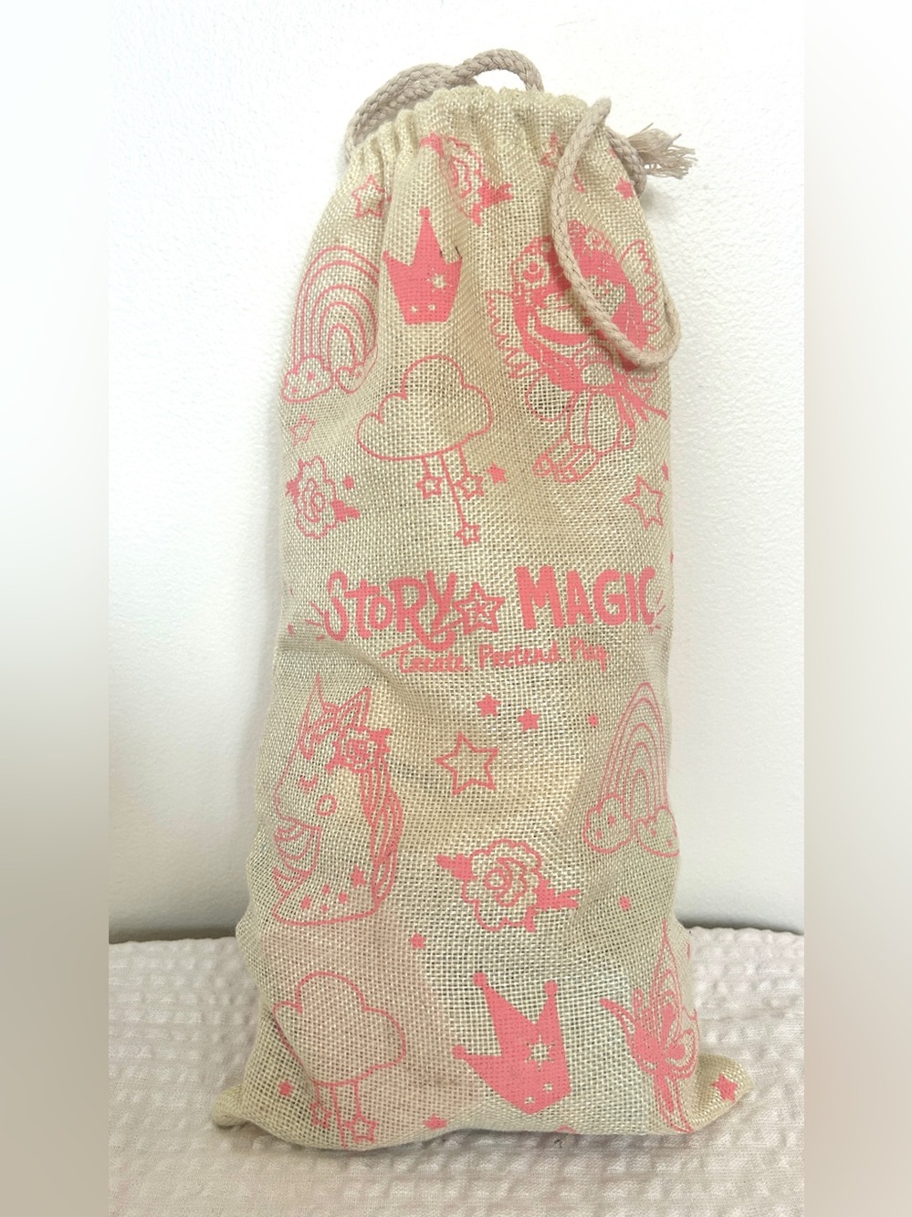 Magnetic Dress-Up Pretend Play Set with Travel Bag by Story Magic - Picture 5 of 7